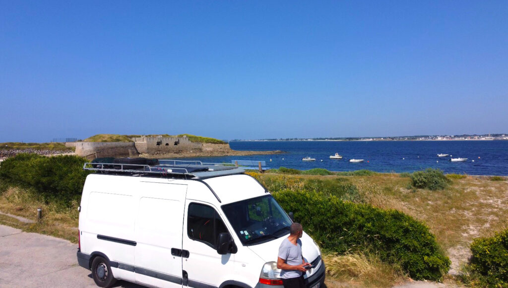 NOMADE ATELIER MOBILE BRETAGNE BLAKFOFIZ